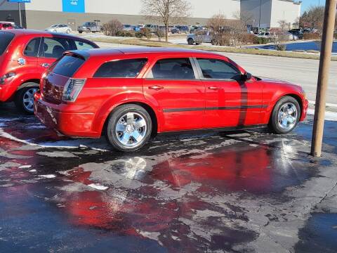 2006 Dodge Magnum for sale at Country Auto Sales in Boardman OH