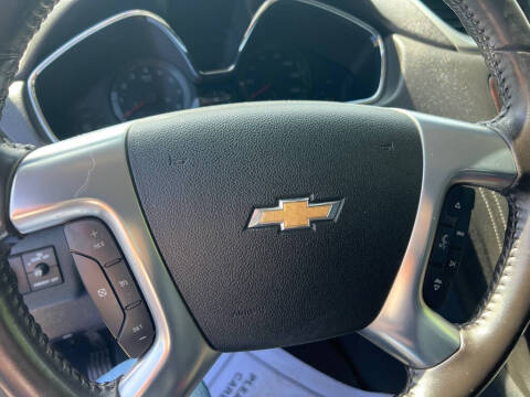 2017 Chevrolet Traverse LT