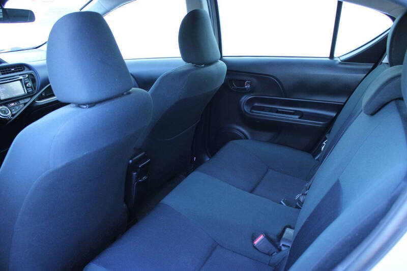 2017 Toyota Prius c One