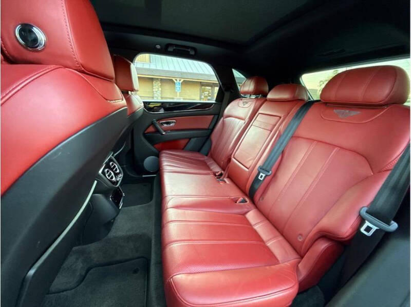 2019 Bentley Bentayga V8