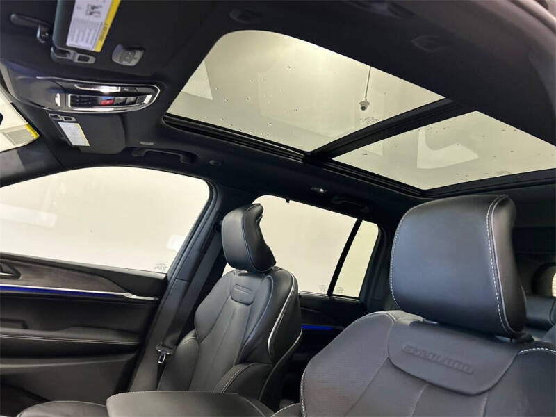 2025 Jeep Grand Cherokee Overland