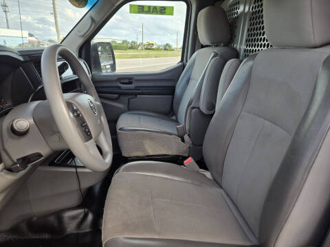 2017 Nissan NV 1500 SV