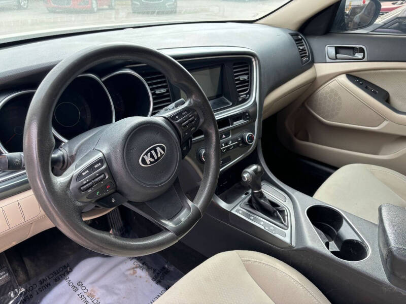 2015 Kia Optima LX photo 8