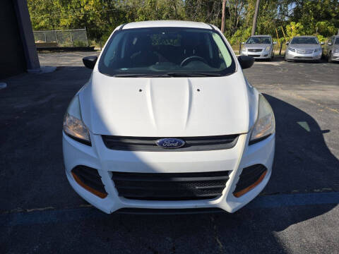 2014 Ford Escape S
