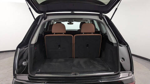 2022 Audi Q7 quattro Premium Plus 55 TFSI