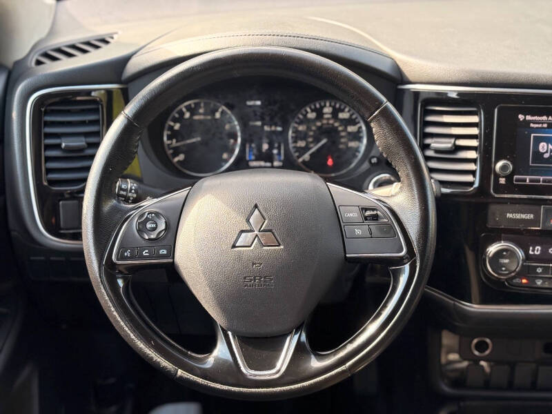 2017 Mitsubishi Outlander SE