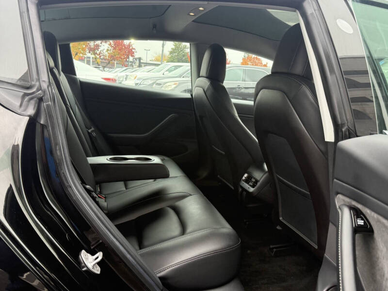 2019 Tesla Model 3 Standard Range Plus