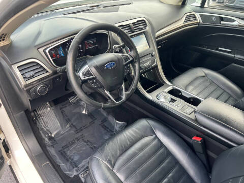 2018 Ford Fusion Hybrid SE