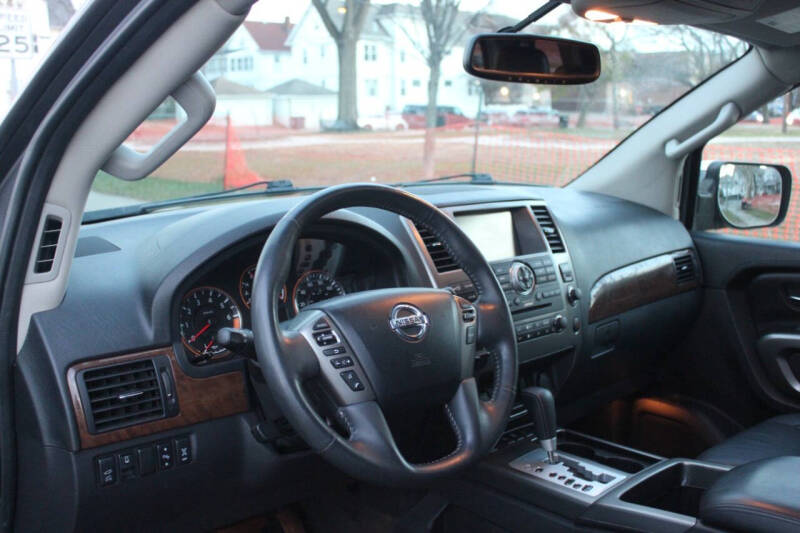 2015 Nissan Armada Platinum