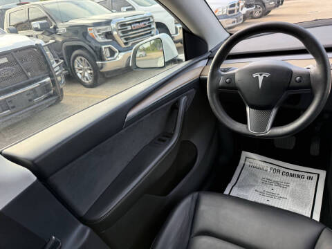 2023 Tesla Model Y Long Range