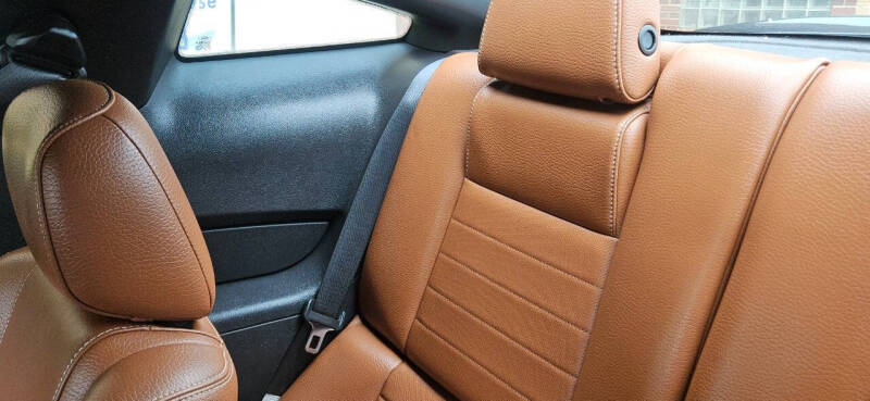 2011 Ford Mustang V6 Premium