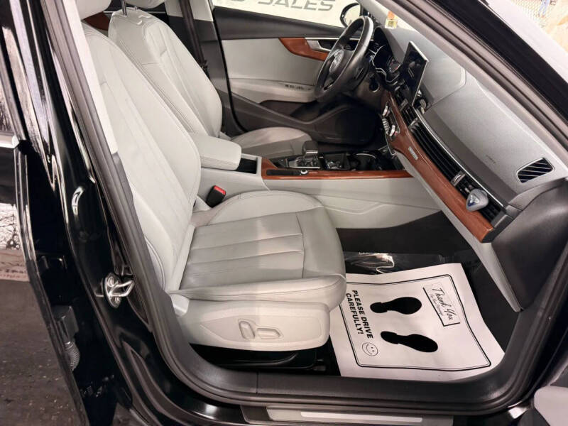 2021 Audi A4 quattro Premium 40 TFSI