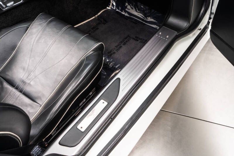 2014 Aston Martin DB9 Volante