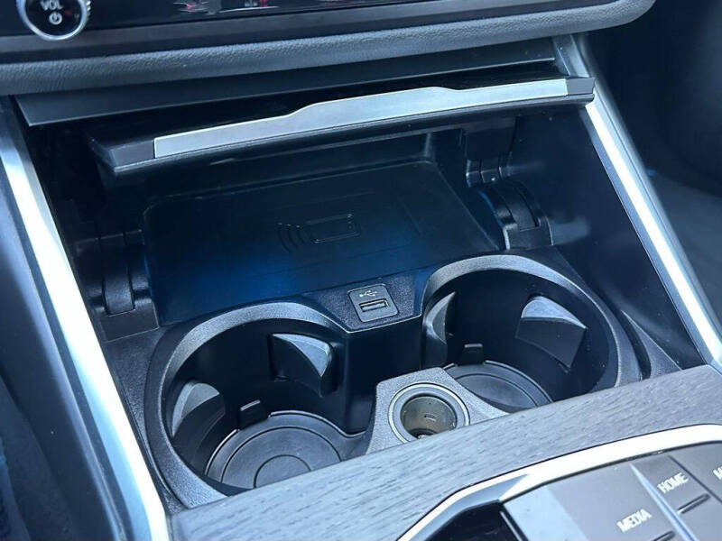 2023 BMW 3 Series 330i