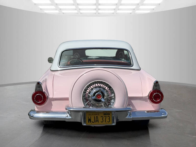 1956 Ford Thunderbird