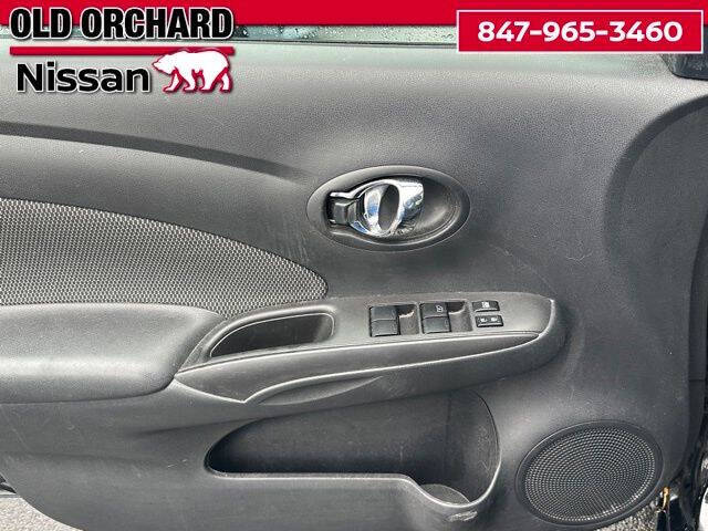 2016 Nissan Versa 1.6 SV