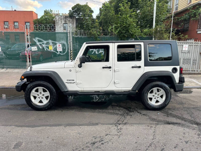 2010 Jeep Wrangler Unlimited for sale at BLS AUTO SALES LLC in Bronx NY