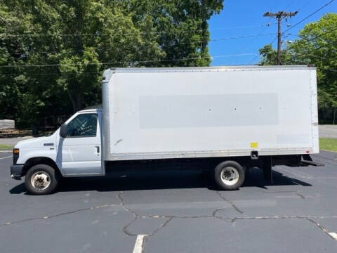 2014 Ford E-Series for sale at Mater's Motors in Stanley NC