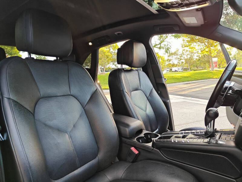 2016 Porsche Macan S