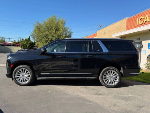 2023 Cadillac Escalade ESV Premium Luxury