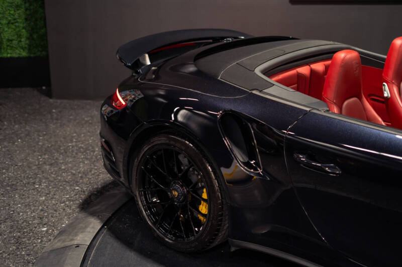 2017 Porsche 911 Turbo S