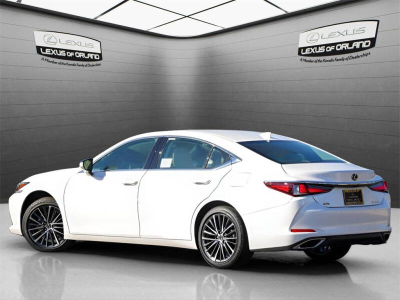 2025 Lexus ES 350