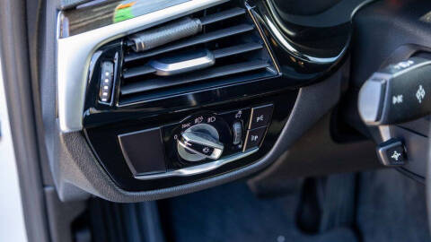 2020 BMW 5 Series 530i