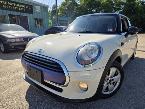 2017 MINI Hardtop 2 Door Cooper