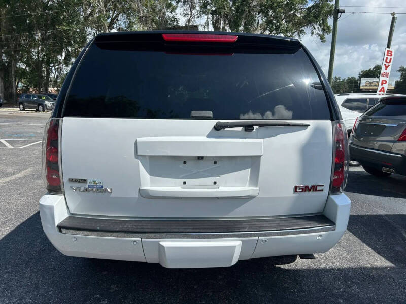 2011 GMC Yukon Denali
