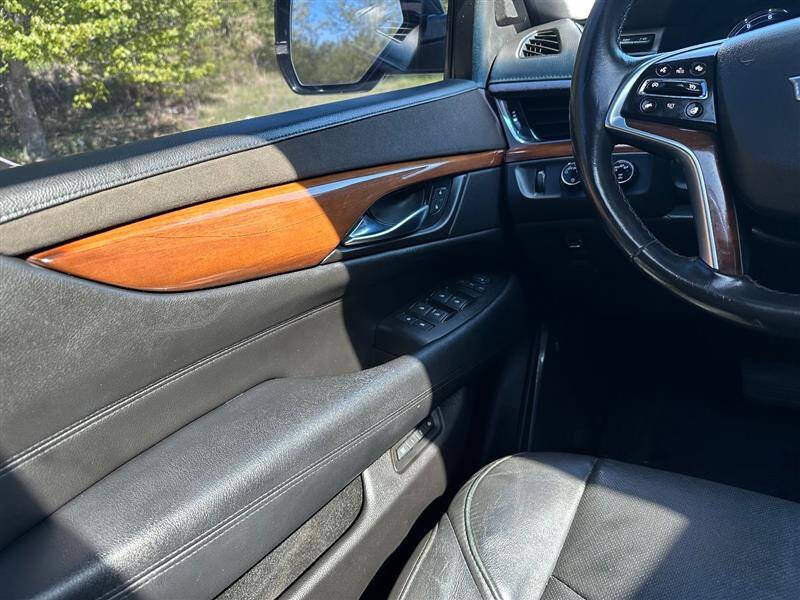 2017 Cadillac Escalade ESV Premium Luxury