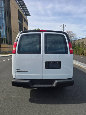 2011 Chevrolet Express 2500