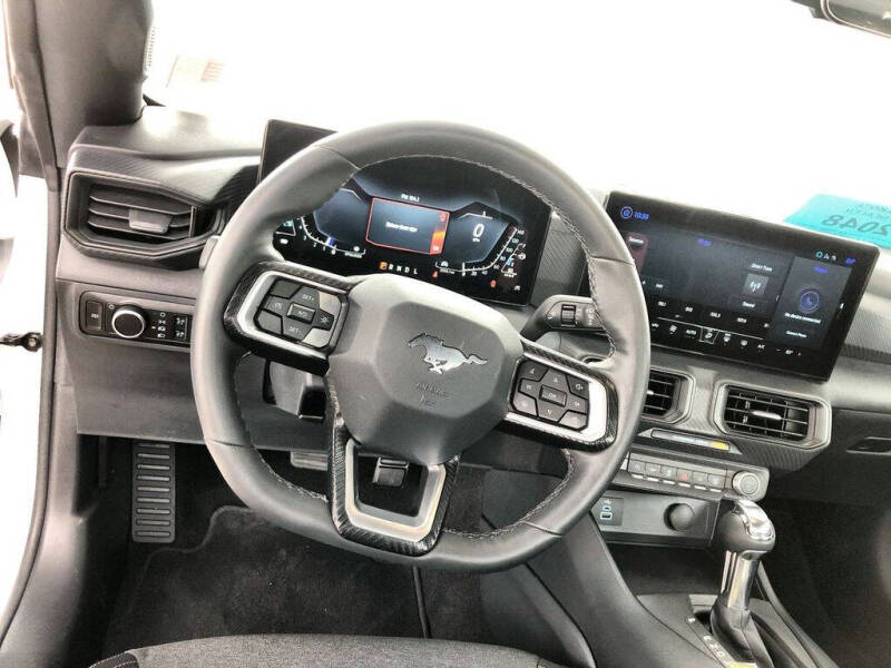 2025 Ford Mustang EcoBoost