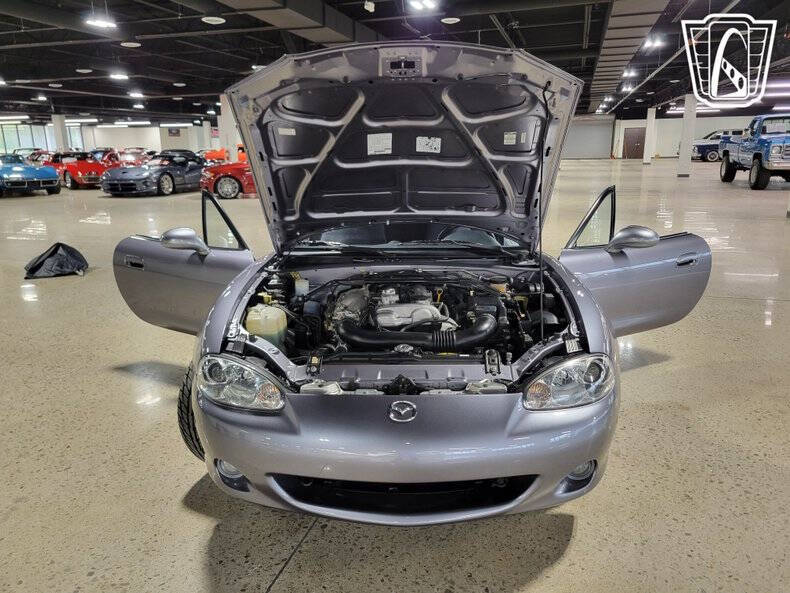 2003 Mazda MX-5 Miata
