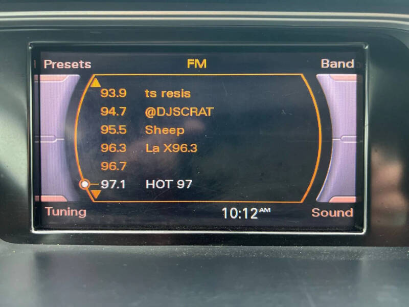 2010 Audi A4 2.0T quattro Premium