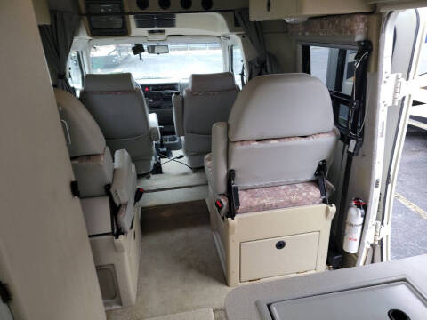 2002 Winnebago Rialta 22QD