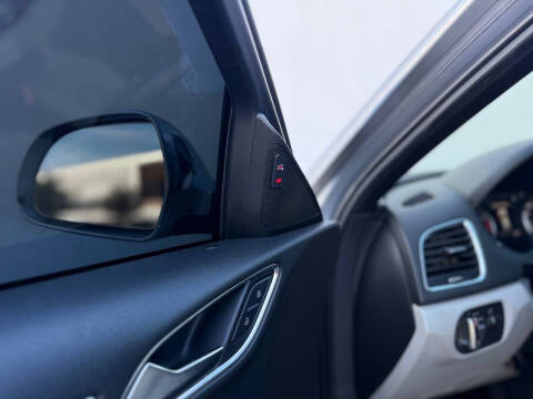 2015 Audi Q3 2.0T quattro Prestige