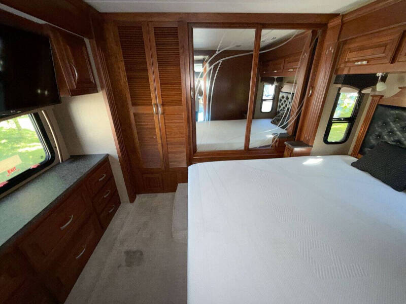 2016 Freightliner MH Chassis