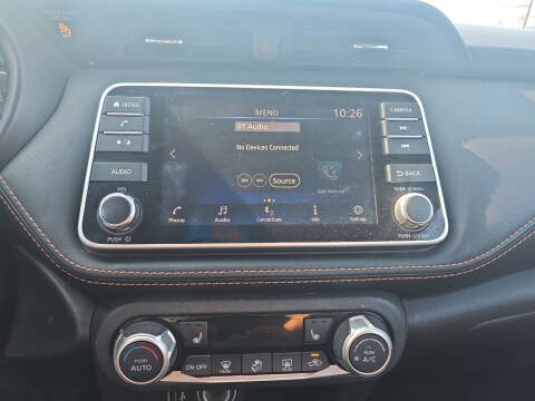 2019 Nissan Kicks SR