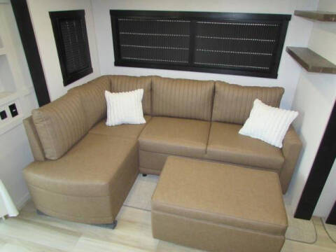 2025 Forest River 38 VERANDA