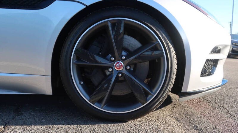 2020 Jaguar F-TYPE R