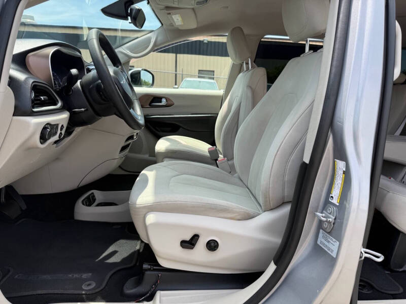 2017 Chrysler Pacifica Touring