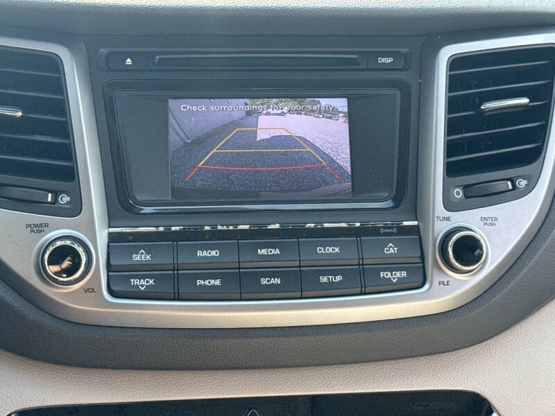 2016 Hyundai Tucson SE