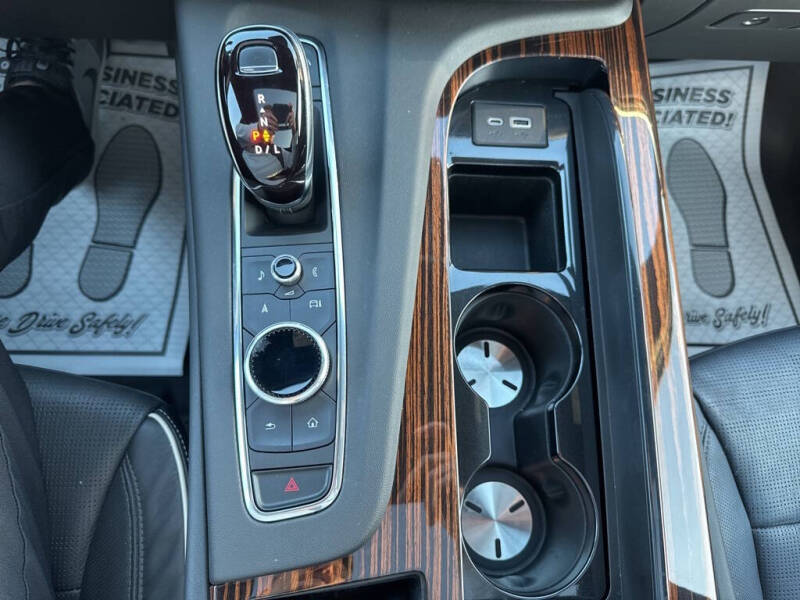 2023 Cadillac Escalade ESV Premium Luxury