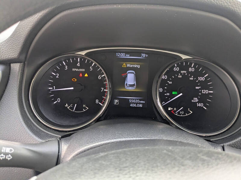 2016 Nissan Rogue SV