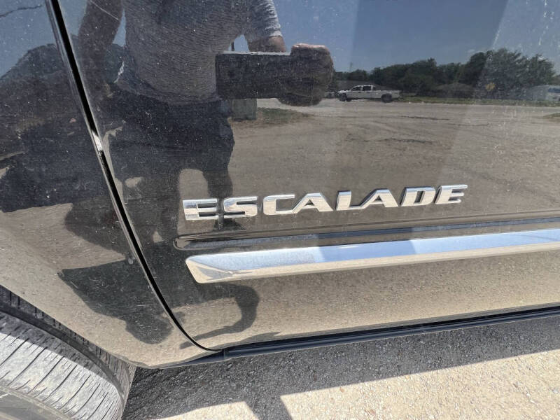 2013 Cadillac Escalade Luxury