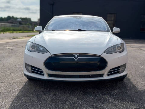 2015 Tesla Model S