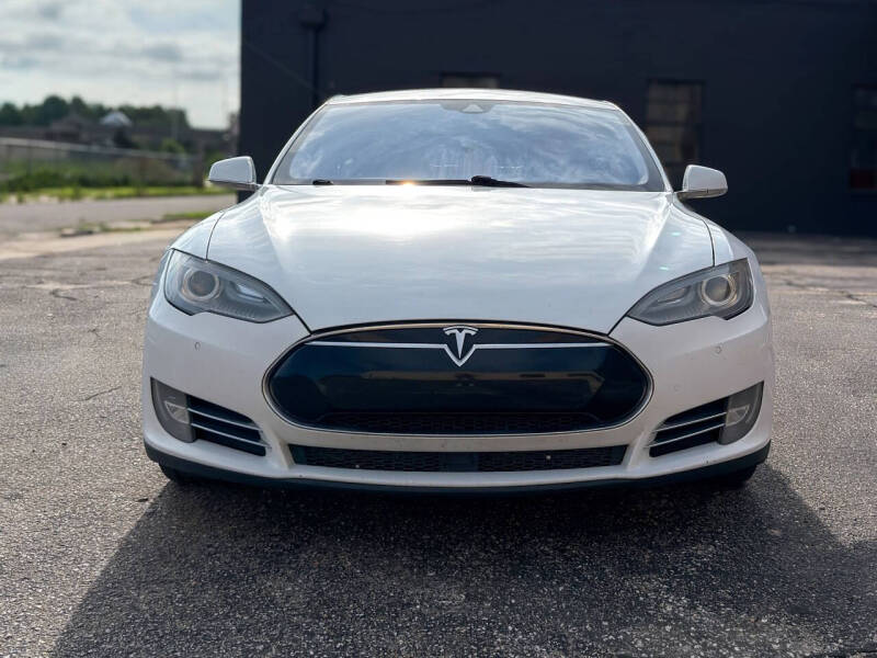 2015 Tesla Model S