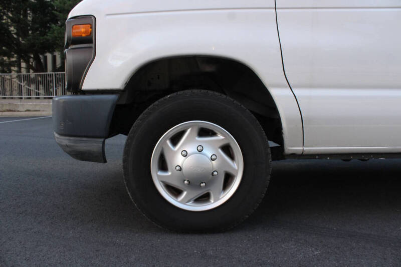 2012 Ford E-Series E-150