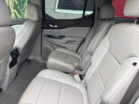 2021 GMC Acadia SLT