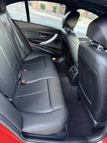 2016 BMW 3 Series 320i